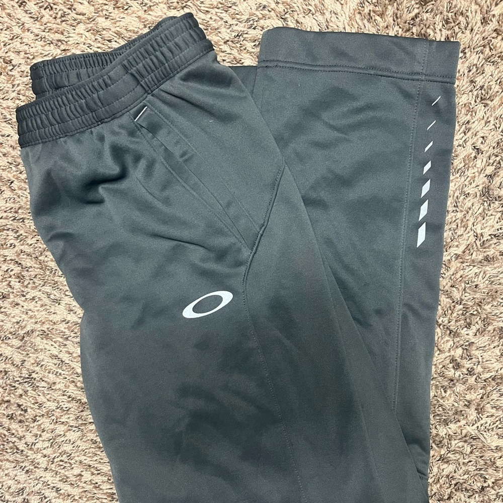 Oakley Sweatpants
